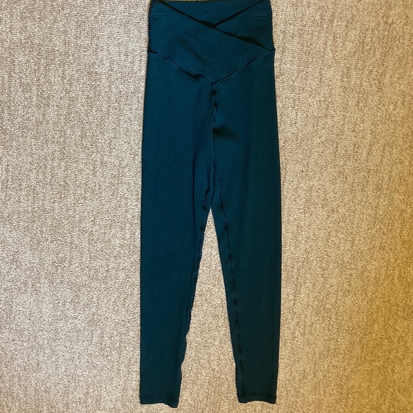 Offline by Aerie Real Me Waffle High Waisted Crossover Legging - Picture 2 of 4